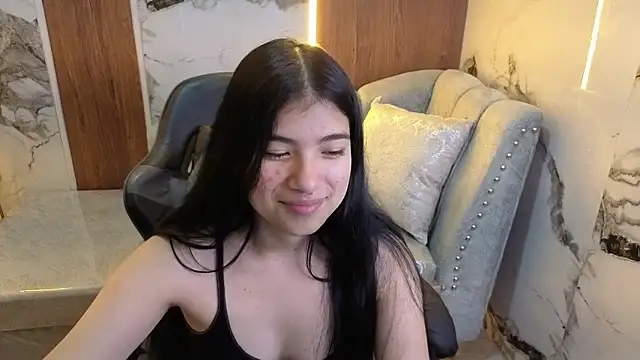 Snapshot of alesia_v_v chatting on 06.28.26 alesia v v online show from 06.28.26