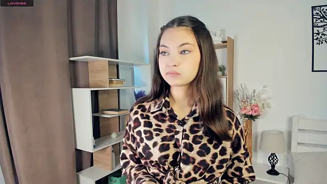 Snapshot of LupitaSolt chatting on 05.12.26 LupitaSolt online show from 05.12.26