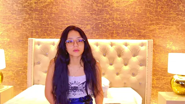 Kiara layla online show from 06.13.26