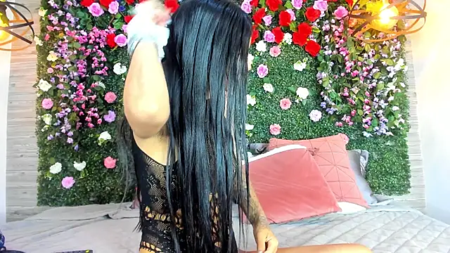 Snapshot of ViolettGracee chatting on 06.18.26 ViolettGracee online show from 06.18.26