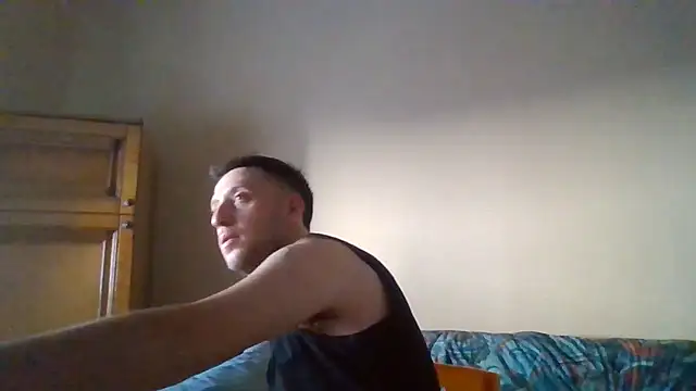 Snapshot of VincentZe99 chatting on 06.19.26 VincentZe99 online show from 06.19.26
