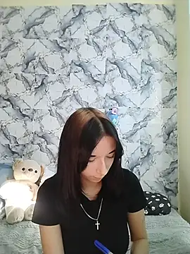 Snapshot of -VictoriaJohnson- chatting on 05.25.26 -VictoriaJohnson- online show from 05.25.26