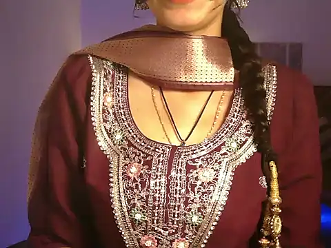 Snapshot of Moksha_ chatting on 06.30.26 Moksha online show from 06.30.26