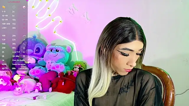 violeta E  online show from 06.14.26