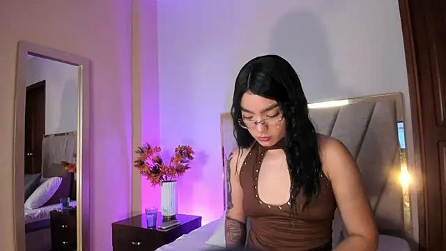 VenusStonee online show from 05.13.26