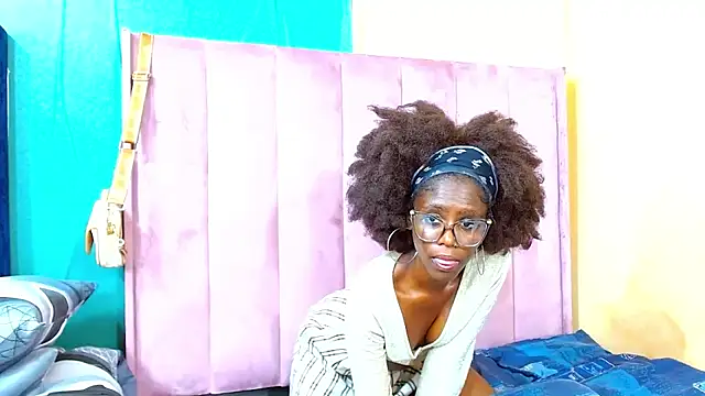 SexySlimTeaXx online show from 06.14.26