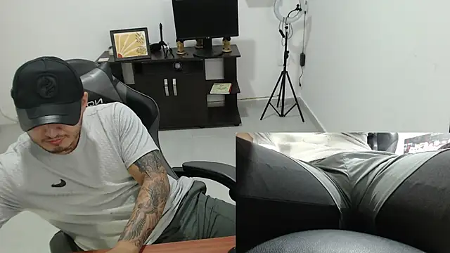 Snapshot of Thiago_420 chatting on 06.21.26 Thiago 420 online show from 06.21.26
