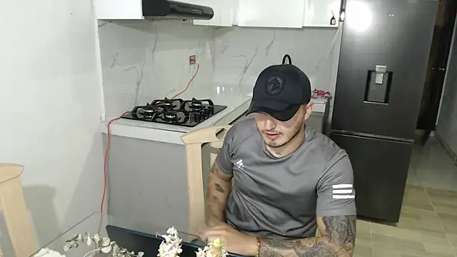 Snapshot of Thiago_420 chatting on 06.22.26 Thiago 420 online show from 06.22.26