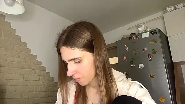 ZaraGuyette online show from 06.16.26