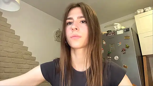 ZaraGuyette online show from 06.19.26