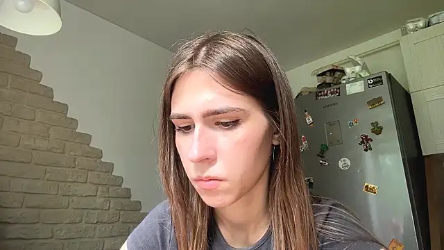 ZaraGuyette online show from 06.24.26