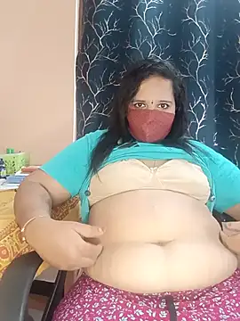 Snapshot of pirainilla chatting on 06.20.26 pirainilla online show from 06.20.26