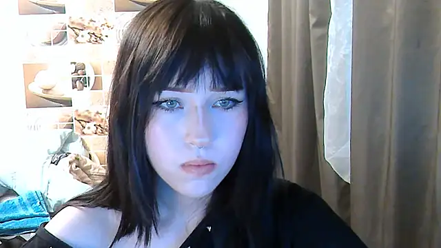 Snapshot of NoirEva chatting on 06.21.26 NoirEva online show from 06.21.26