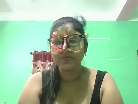 Snapshot of Kavya17 chatting on 06.09.26 Kavya17 online show from 06.09.26
