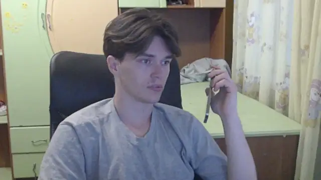 Snapshot of arthur___king chatting on 06.13.26 arthur king online show from 06.13.26