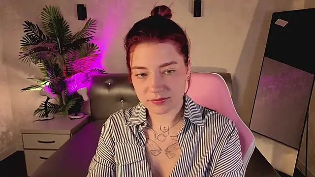 Nikki Gringer online show from 06.10.26