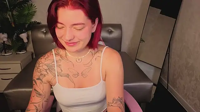 Nikki Gringer online show from 06.17.26