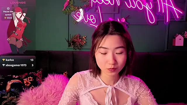 Runi Asian online show from 06.15.26