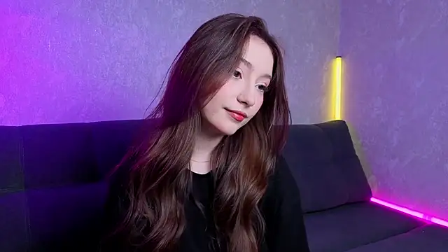 LunariaLive online show from 06.10.26