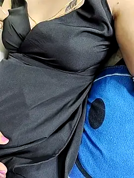 MrAndMrsDesiHot online show from 05.14.26