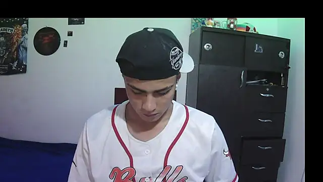 Snapshot of Fenix_hardcock chatting on 06.22.26 Fenix hardcock online show from 06.22.26