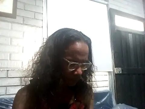 Snapshot of LatinFFanatic chatting on 05.22.26 LatinFFanatic online show from 05.22.26