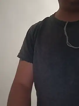 Snapshot of MarlonArrech chatting on 07.17.26 MarlonArrech online show from 07.17.26