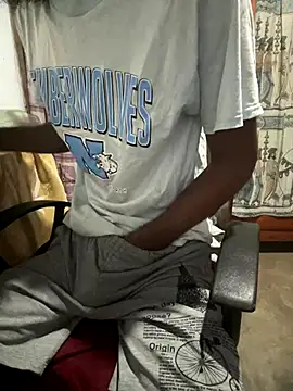 Snapshot of Inuchethi chatting on 12.02.24 Inuchethi online show from 12.02.24