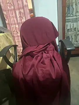 Snapshot of Inuchethi chatting on 01.15.25 Inuchethi online show from 01.15.25