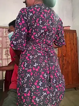 Snapshot of Inuchethi chatting on 10.16.25 Inuchethi online show from 10.16.25