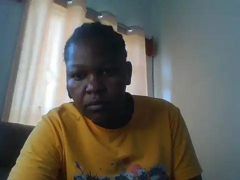 Snapshot of sexy_dove chatting on 06.21.26 sexy dove online show from 06.21.26