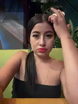 Luisa Madrid online show from 05.31.26