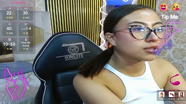 Snapshot of Amhira_Tay chatting on 06.21.26 Amhira Tay online show from 06.21.26