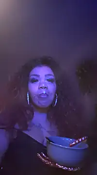 Snapshot of NailGoddessnow chatting on 12.27.24 NailGoddessnow online show from 12.27.24