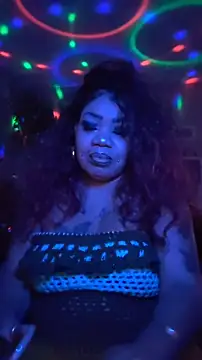 Snapshot of NailGoddessnow chatting on 01.26.25 NailGoddessnow online show from 01.26.25