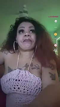 Snapshot of NailGoddessnow chatting on 03.23.25 NailGoddessnow online show from 03.23.25