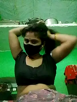 Snapshot of Rachnaaapkijaan78 chatting on 06.14.26 Rachnaaapkijaan78 online show from 06.14.26