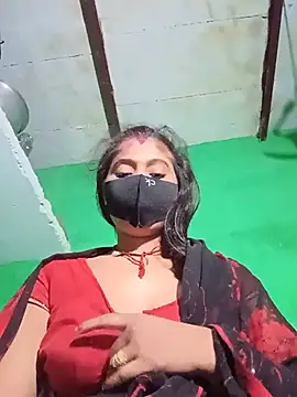 Snapshot of Rachnaaapkijaan78 chatting on 07.05.26 Rachnaaapkijaan78 online show from 07.05.26