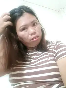 Snapshot of -Yeyi- chatting on 06.05.26 -Yeyi- online show from 06.05.26