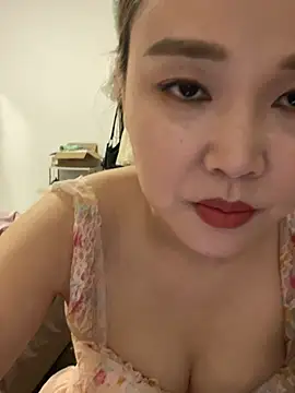 Snapshot of P1997C chatting on 06.02.26 P1997C online show from 06.02.26