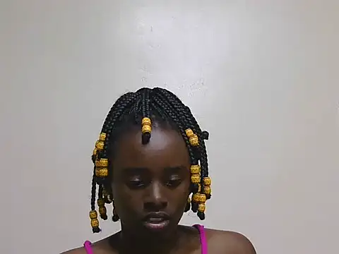 Snapshot of SassyTarrif chatting on 06.15.26 SassyTarrif online show from 06.15.26