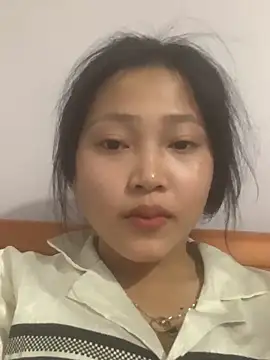 hinami-lo online show from 05.15.26