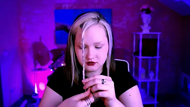 ViolettWoods online show from 06.29.26