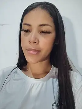 lusinee  online show from 06.18.26