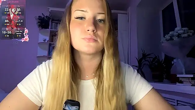 Snapshot of Lisi_Kiss_ chatting on 06.21.26 Lisi Kiss online show from 06.21.26