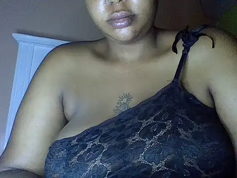 Snapshot of sexychubby22 chatting on 06.10.26 sexychubby22 online show from 06.10.26