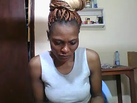 Snapshot of Ebonyqueen4 chatting on 06.04.26 Ebonyqueen4 online show from 06.04.26