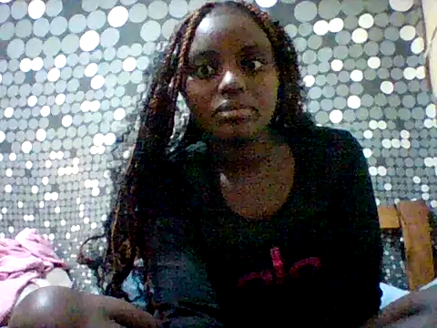 Snapshot of liligal chatting on 06.10.26 liligal online show from 06.10.26