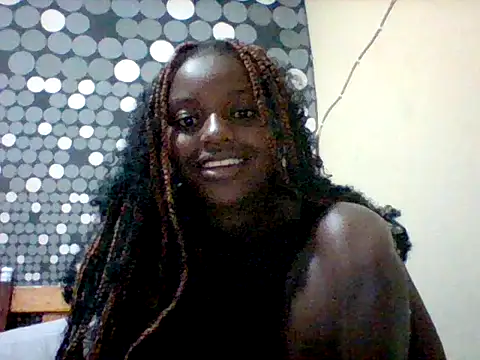Snapshot of liligal chatting on 06.14.26 liligal online show from 06.14.26