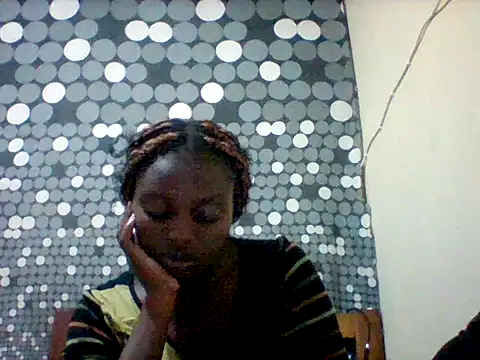 Snapshot of liligal chatting on 06.15.26 liligal online show from 06.15.26